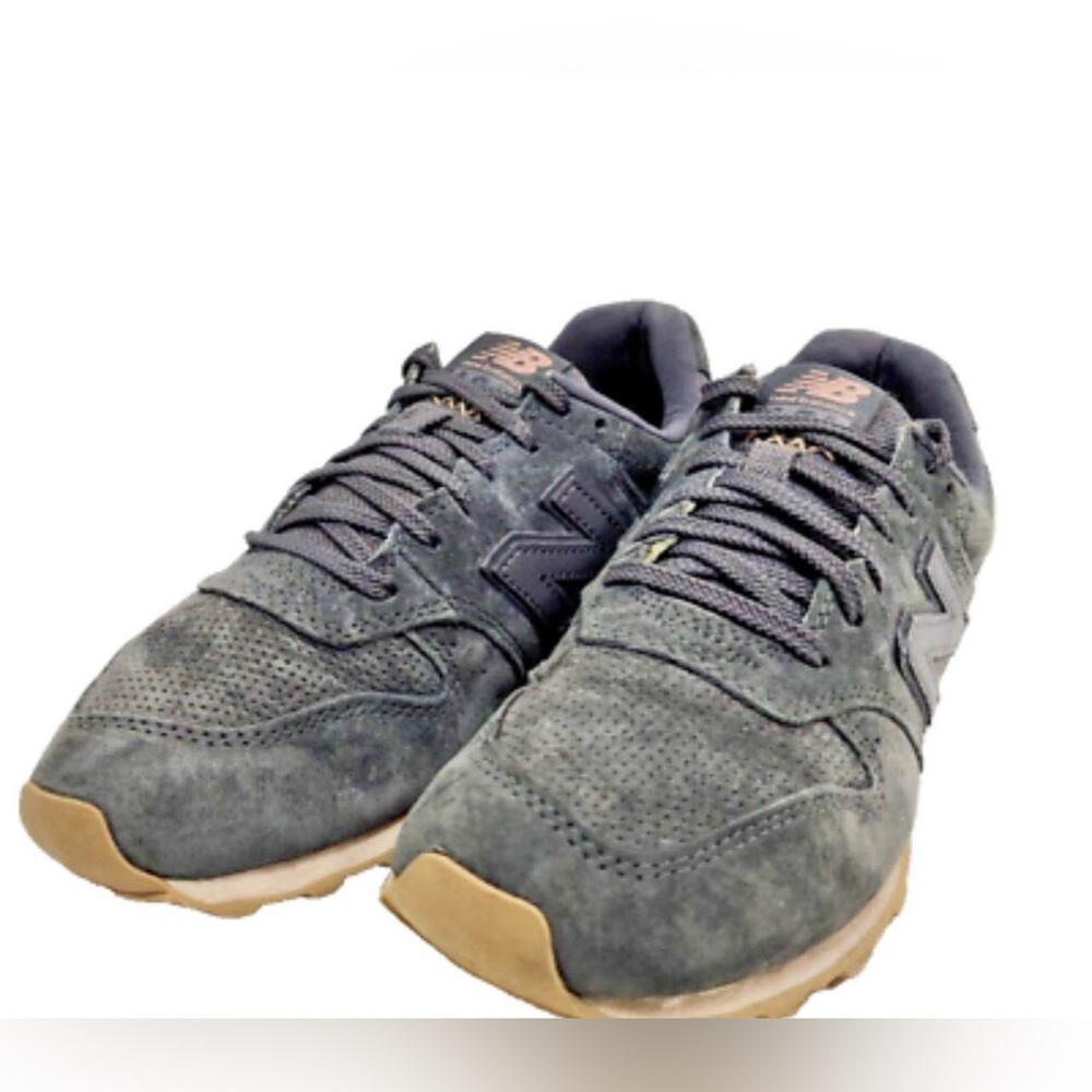New Balance 696 Grey women’s 9